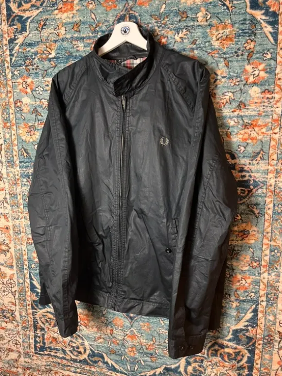 Fred Perry Harrington Jacke | Schwarz | XL | Sehr guter gebrauchter Zustand