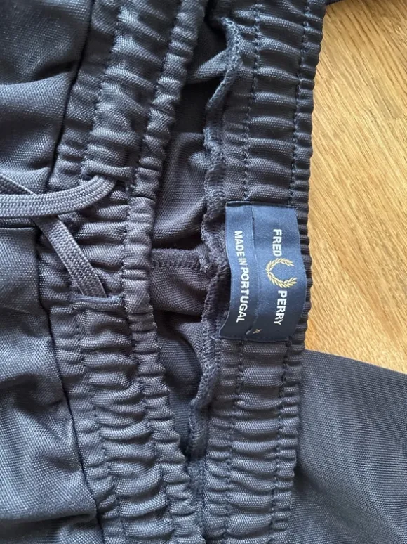 Fred Perry Tape Track Pant Größe XL
