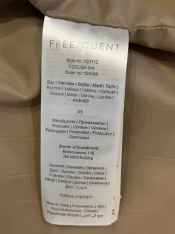 Freequent Weste