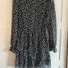 Geblümtes Kleid