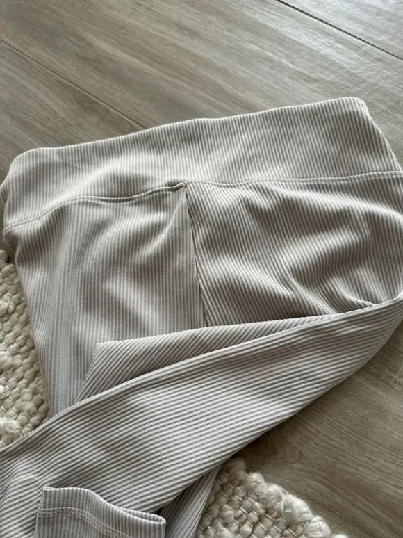 Gerippte Leggins