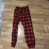 gestreifte pyjama hose