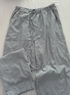 gestreifte pyjama hose