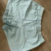 gestreifte shorts