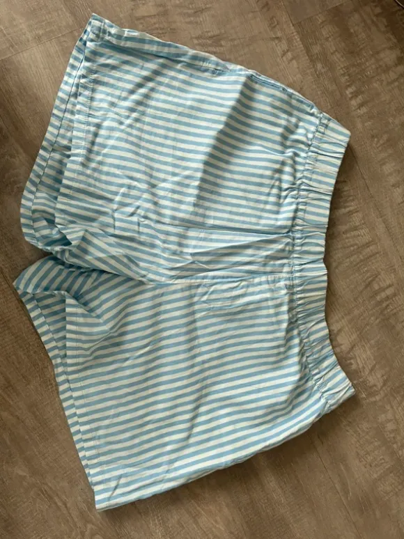 gestreifte shorts