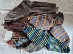 Gestrickte Strümpfe