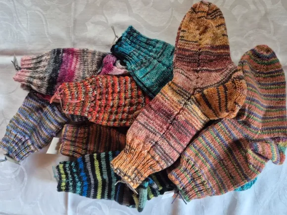 Gestrickte Strümpfe