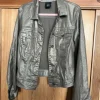 Gold schimmernde klassische Jeansjacke Gr. 36/38