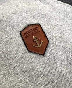 Graue Kapuzenjacke