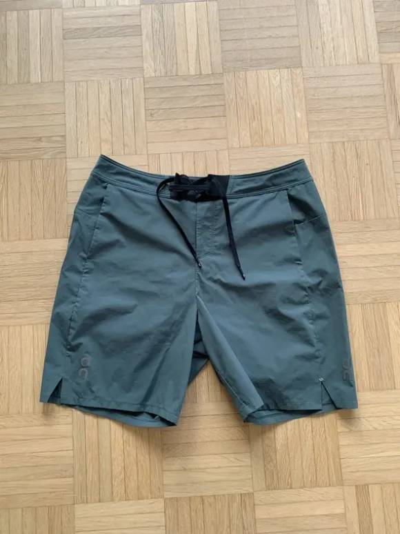 Graue ON Herren Shorts