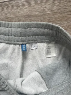 Graue Shorts H&M