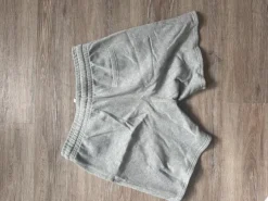 Graue Shorts H&M