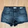 Graue Shorts von LTB