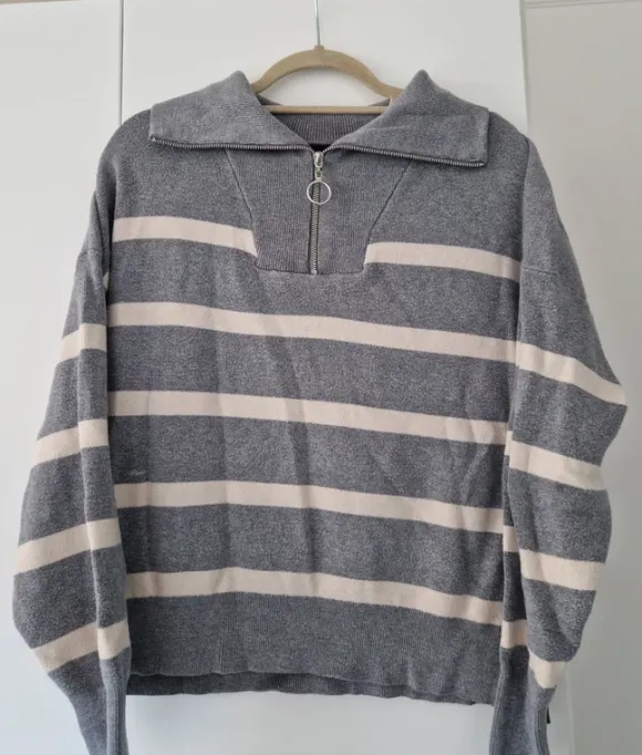 Grauer Pullover mit Zipper in M von Vero Moda