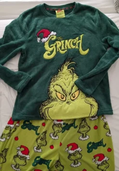 Grinch fleece pijamas size M