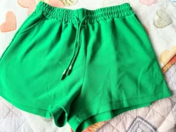 Grüne Shorts L/XL