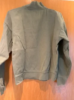 Grüner oversize Pullover • asos • XS