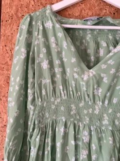 Groene bloemenjurk &other stories maat 38