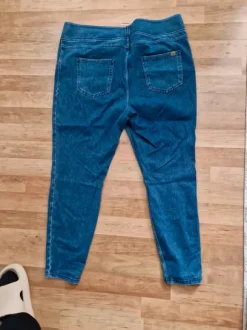 Halara Flex Jeans in Größe XL, mittelblau 7/8 Länge