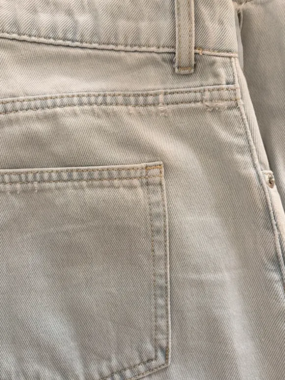 Hellblaue Jeans High Waist