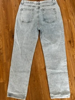 Hellblaue Jeans im klassischen 501 Stil - Gr L/38