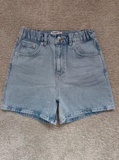 Hellblaue Jeansshorts Shorts Pull&Bear