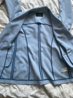 hellblauer blazer