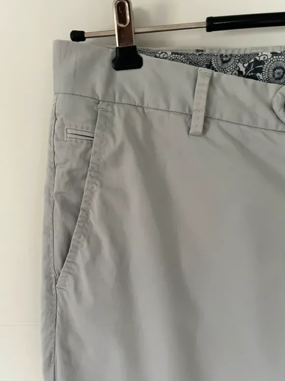Hellgraue Chino Hose von Joop