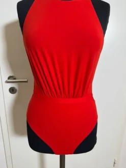 Hermès Badeanzug / Swimsuit in leuchtendem Rot M/L