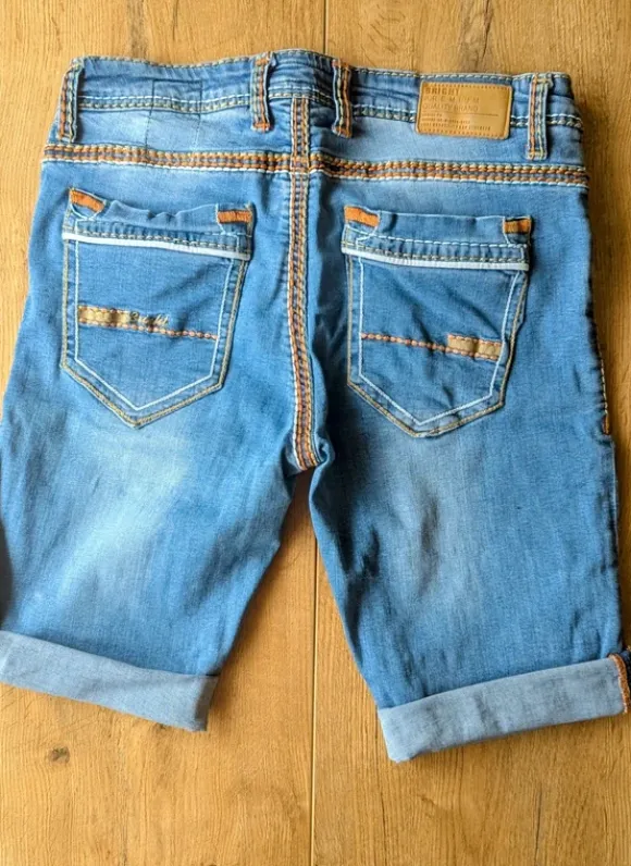 Herren Jeansshorts Mr. Bright – selbst abgeschnitten, lässiger Look