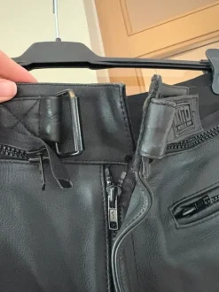 Herren Leder-Motorradhose von Akito