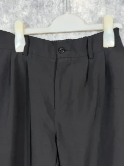 Herren schwarze Stoffhose Größe S