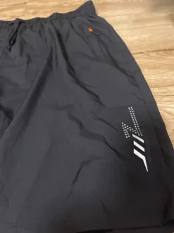 Herren Short