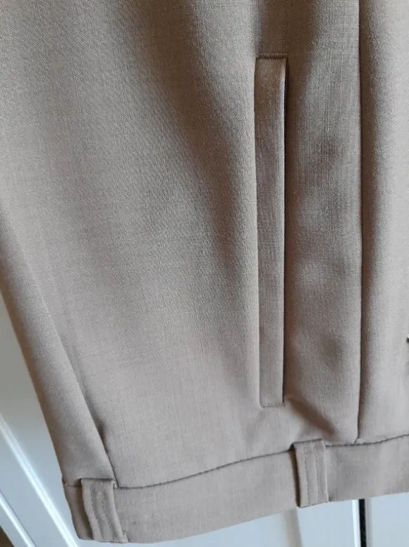 Herren Stoffhose, beige, leicht, Gr. 27.