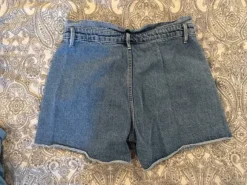 High waist jeans shorts
