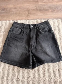 Highwaisted Shorts