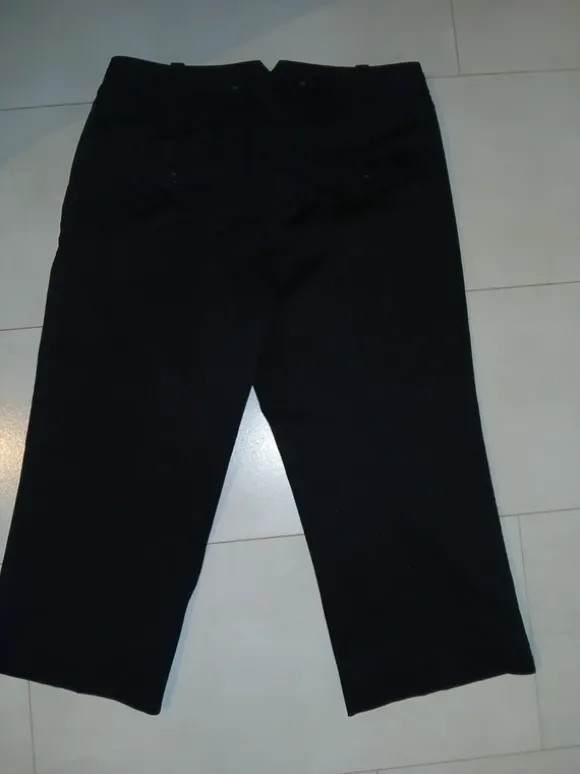 H&M 3/4 Hose schwarz mit Bügelfalte