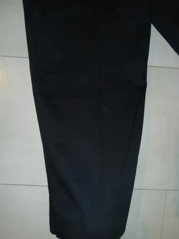 H&M 3/4 Hose schwarz mit Bügelfalte