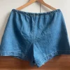 H&M | Lässige Jeans Shorts zum binden | L