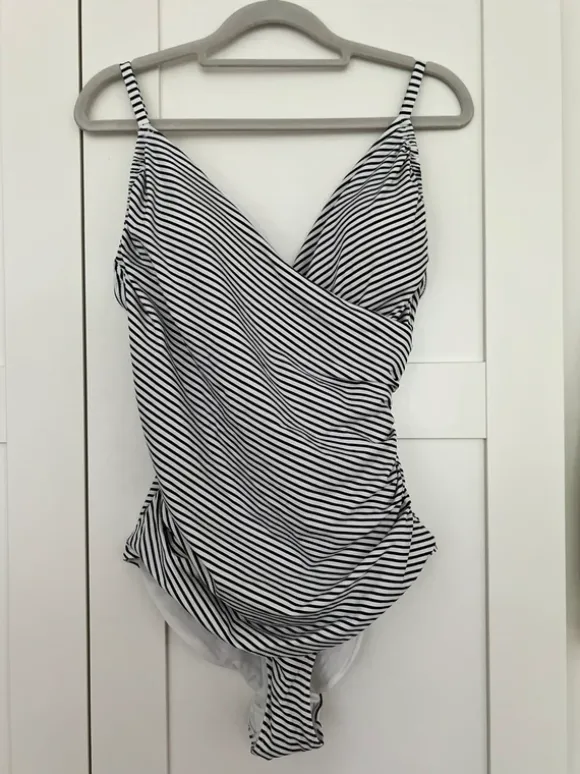 H&M Badeanzug Gr. 42