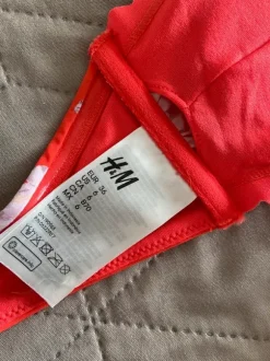 H&M, Bikini rot mit Blumen Größe S