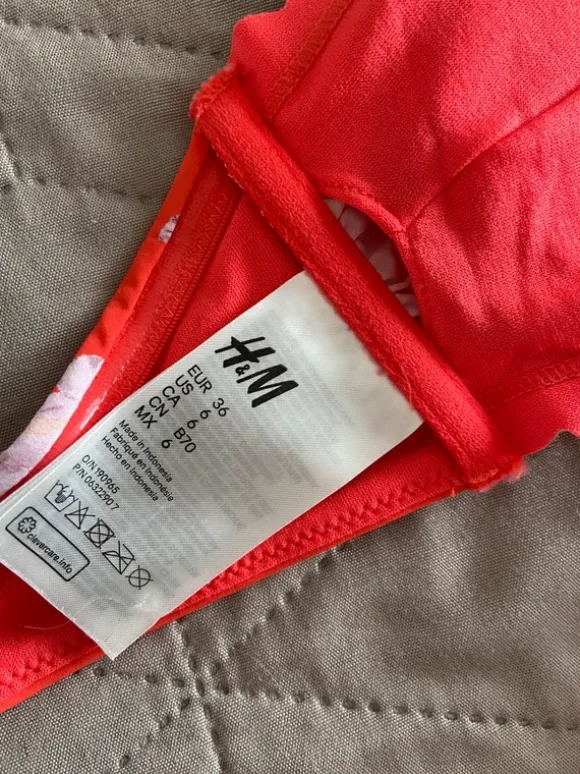 H&M, Bikini rot mit Blumen Größe S