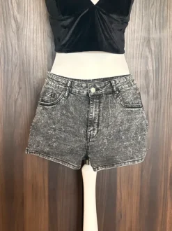 H&M Divided High-Waist Acid Wash Jeansshorts