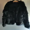 H&M Divided Pelzjacke schwarz