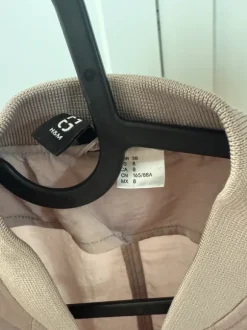 H&M dünne Bomberjacke glänzend mauve Flieder Größe 38 M