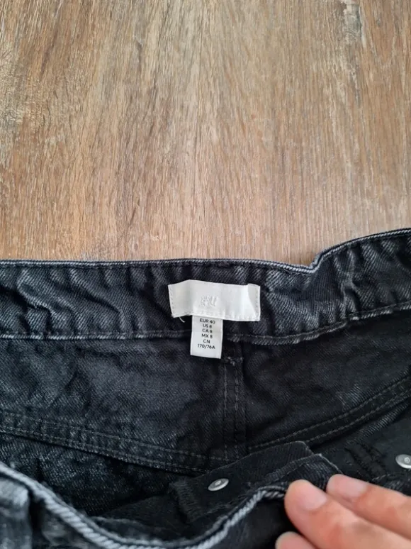 H&M Jeans High waist Shorts Pants kurz Hose schwarz Gr L 40