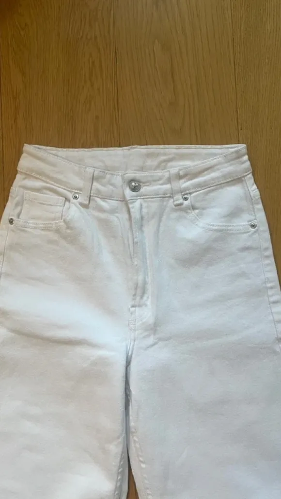 H&M, Jeans, weiß Größe 36 weites Bein