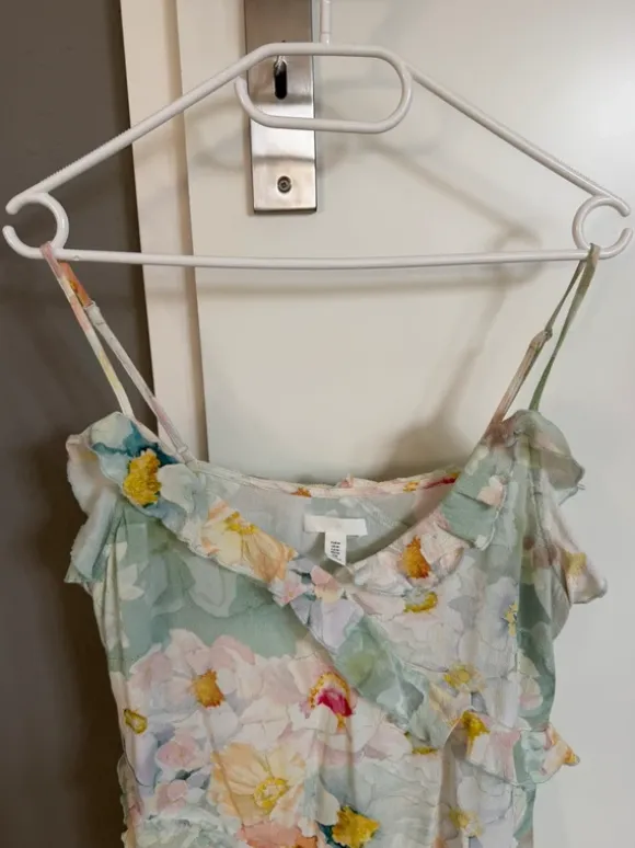 H&M Kleid mit Rüschen