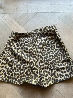 H&M Skort in Leoprint