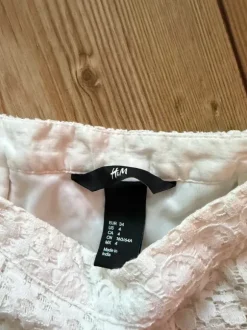 H&M Spitzenshorts weiß Gr. 34 – Boho Sommer Shorts